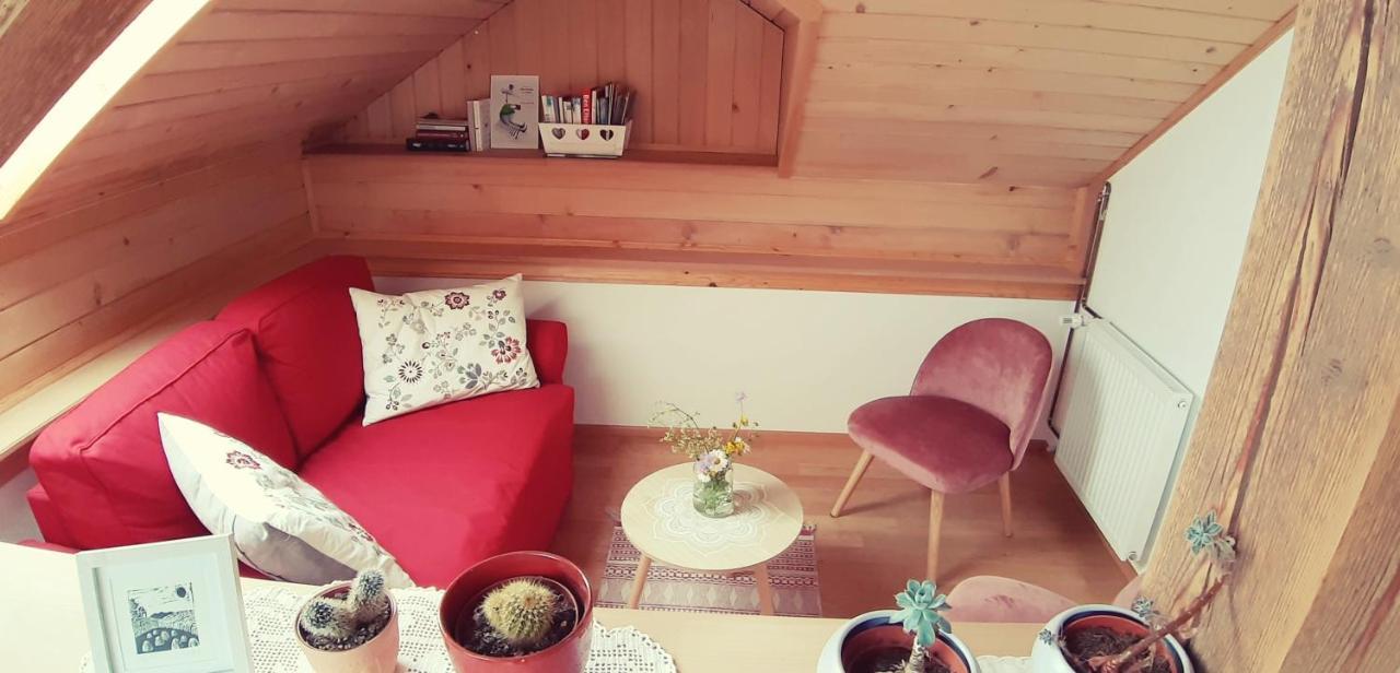 Prenocisca Angelin Hram, Tiny Apartments Markovec ภายนอก รูปภาพ