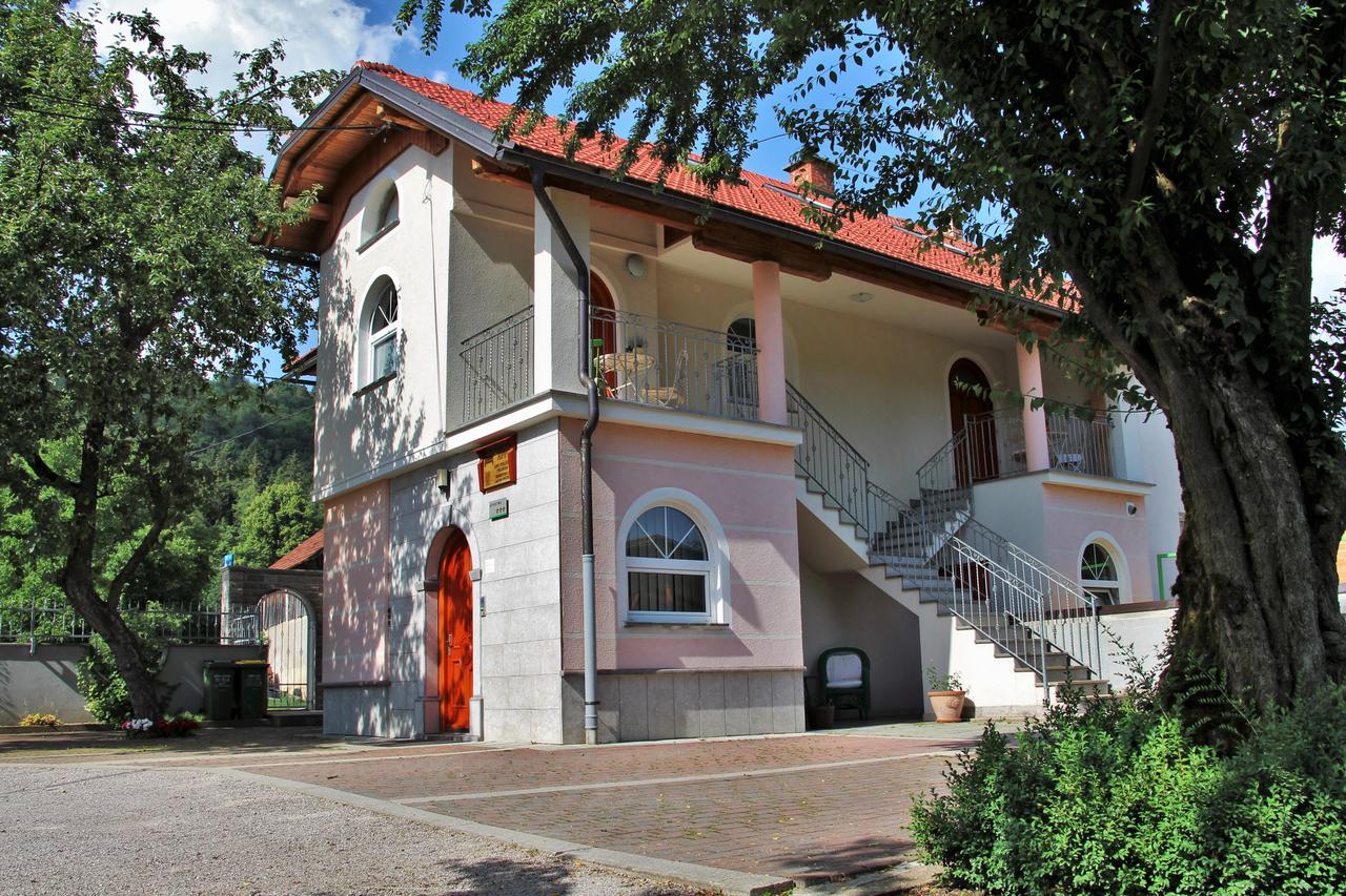 Prenocisca Angelin Hram, Tiny Apartments Markovec ภายนอก รูปภาพ